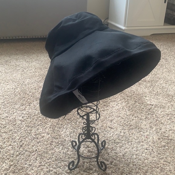 Sun Hat - Picture 1 of 6